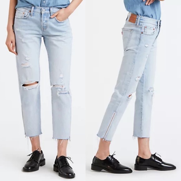 Levi’s 501 Taper Light Wash Distressed Zip Ankle Jeans Women’s size 26 - Picture 1 of 12